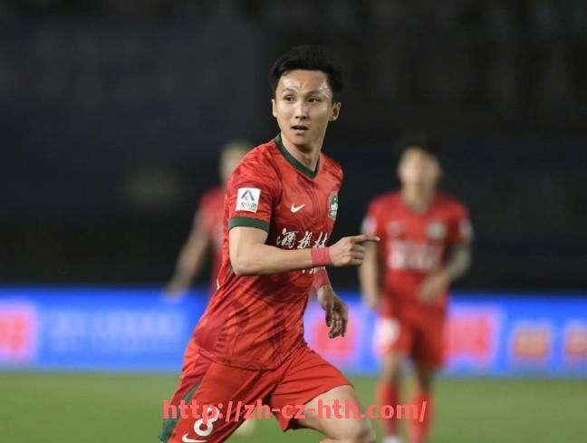 华体会hth-英超球队照片：英超各大球队的比赛照片与精彩瞬间