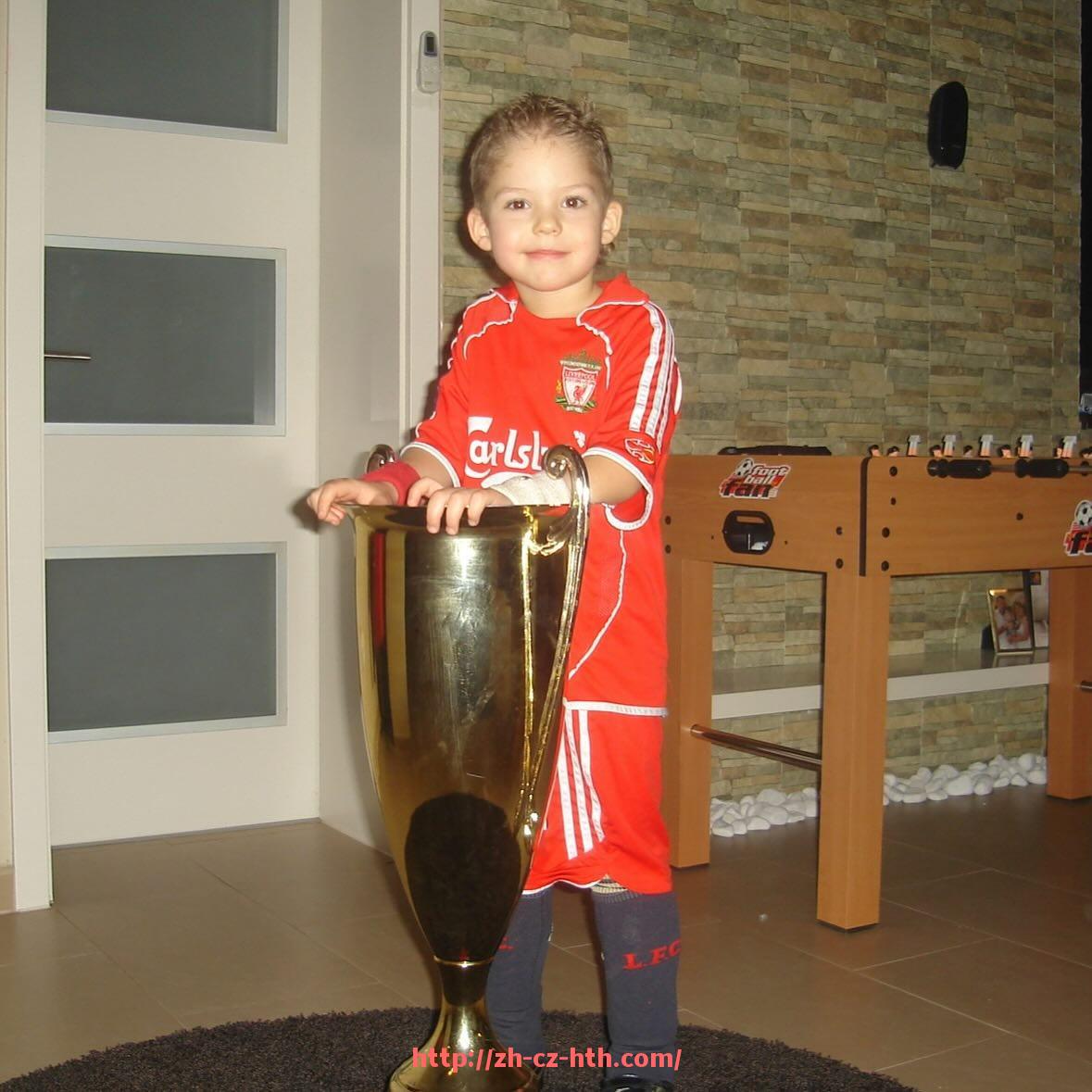 华体会hth-世俱杯广告位价格曝光，赛事商业价值再度飙升